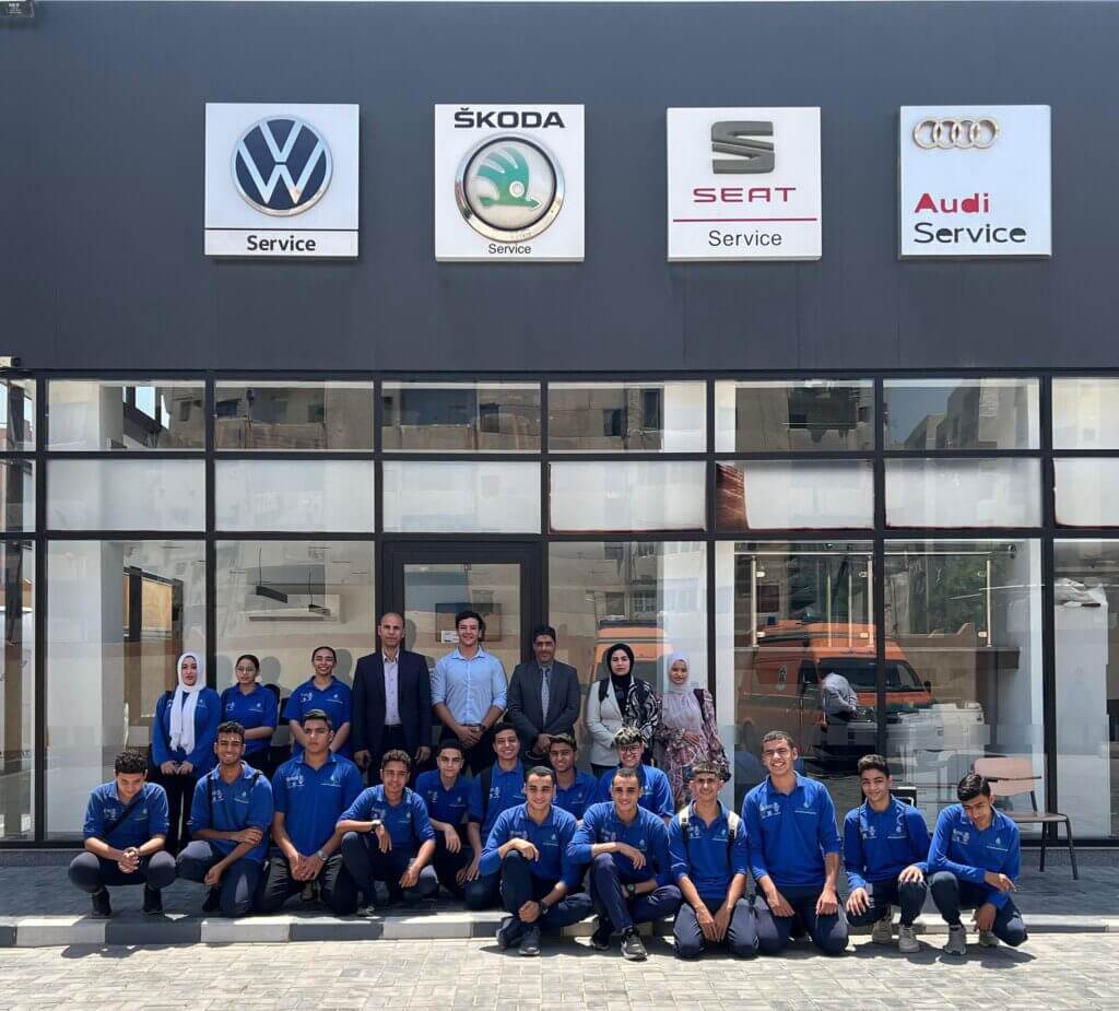 تعليم البرمجة للأطفال داخل المدارس